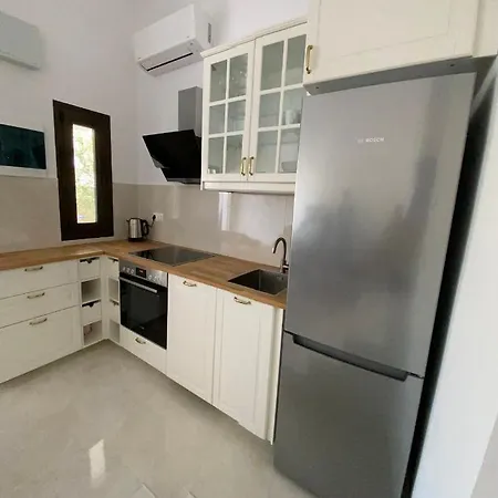 Apartament Irini *